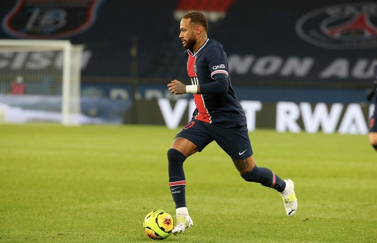 NBA：字母哥率队击败雄鹿