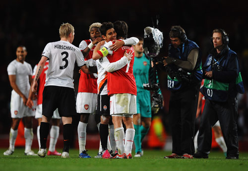 勇士34分狂胜国王 库里27+10