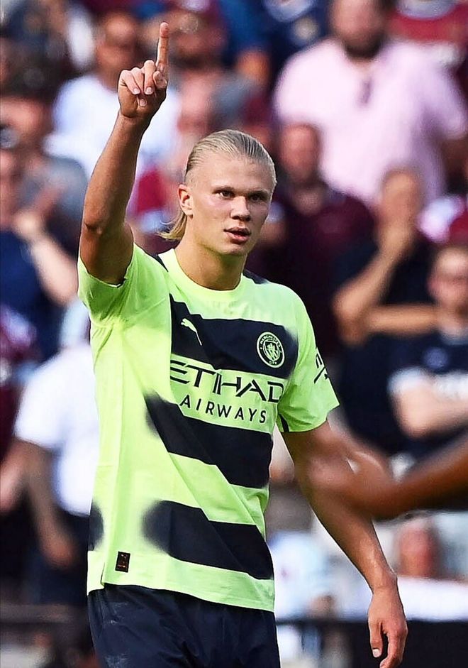 曼城持续施压榜首